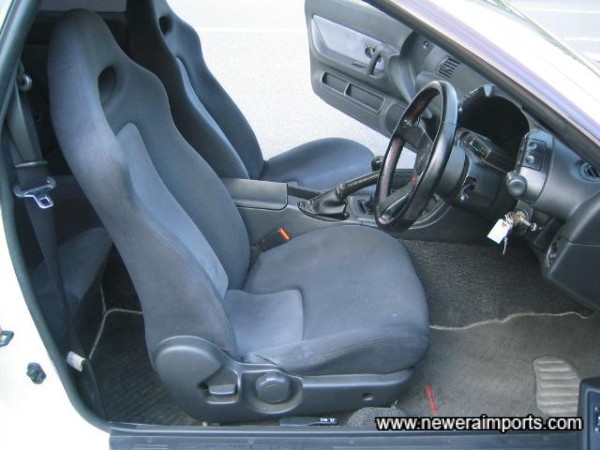 Original Interior. Personal Steering wheel is fitted.